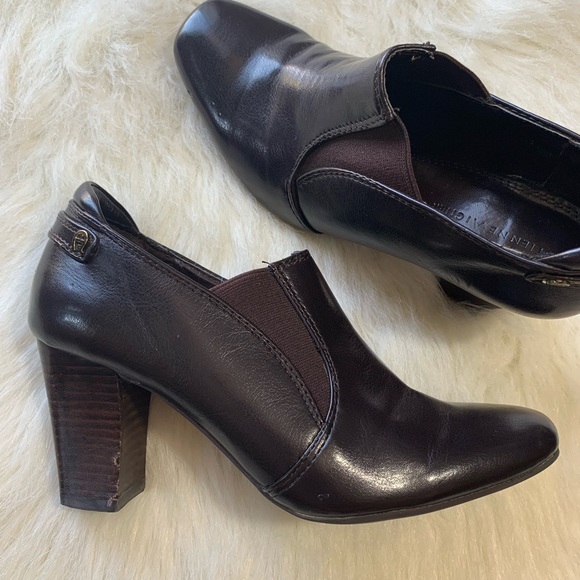 Etienne Aigner “Rando” Shoes - Picture 1 of 8